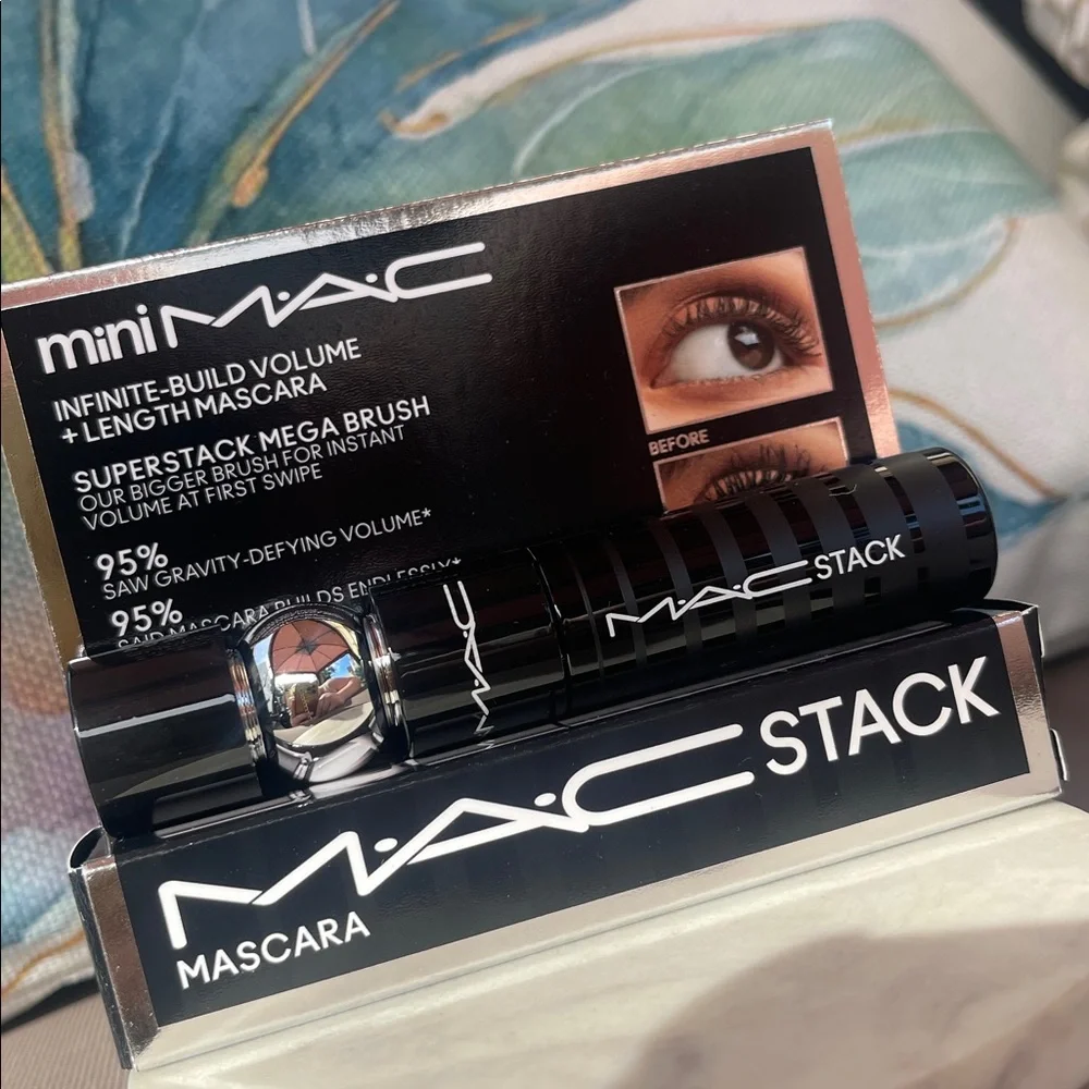 MAC Cosmetics Stack Mascara - Black - Travel Size